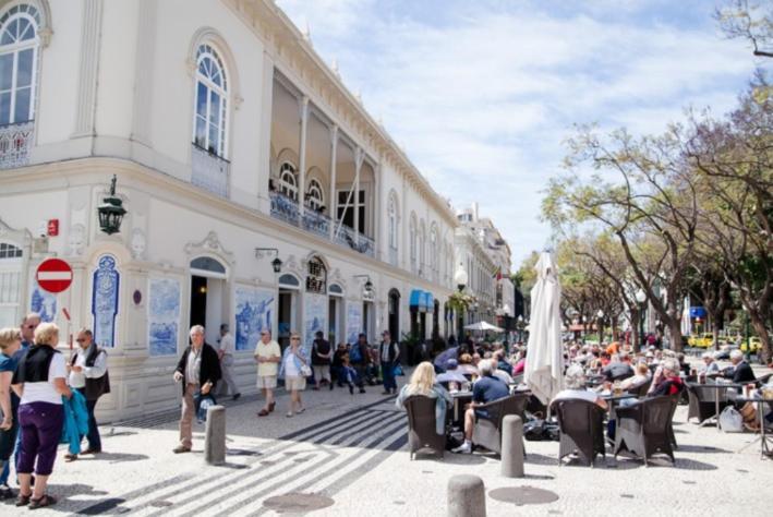 Central Funchal Apartment - Garden - Free Parking & Ac Zewnętrze zdjęcie